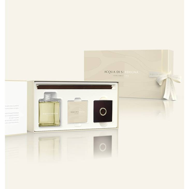 Boîte Acqua Di Sardegna - Diffuseur de Parfum d'ambiance Avec Plateau, Verre Et Cailloux Fragrance Saline 200 ml Boîte Acqua Di Sardegna - Diffuseur de Parfum d'ambiance Avec Plateau, Verre Et Cailloux Fragrance Saline 200 ml